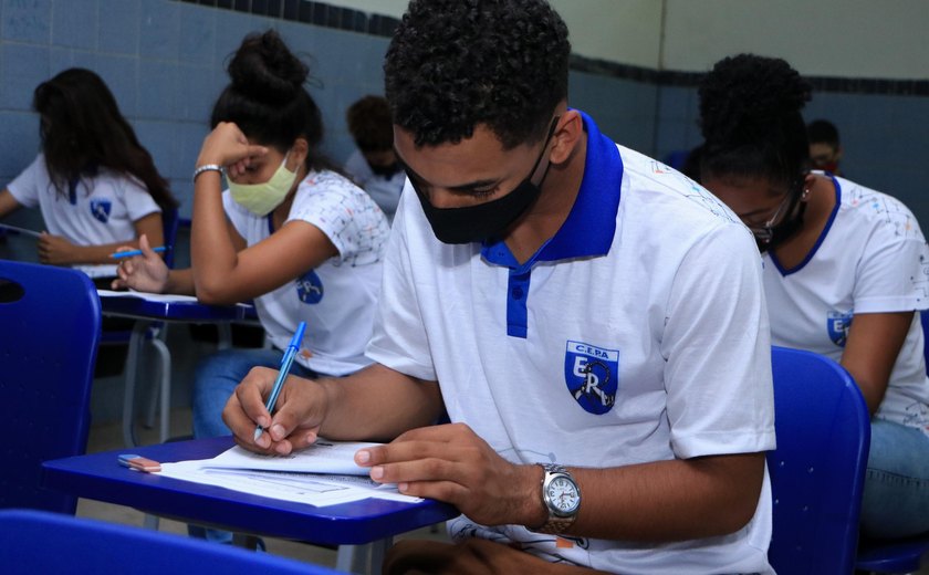 Seduc e Ufal entregam medalhas a participantes da Olimpíada de Física nesta quarta-feira (07)