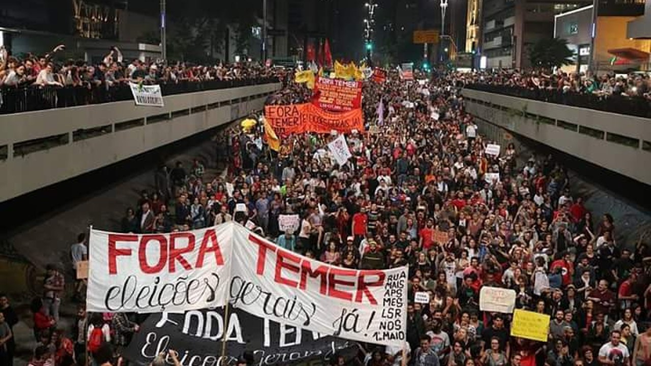 Milhares vão às ruas contra Temer em SP e PM reprime ato com justificativa controversa