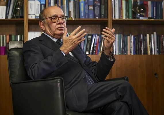Gilmar Mendes suspende julgamento de Collor e leva caso a plenário