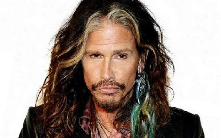 Vocalista do Aerosmith, Steven Tyler é indiciado por abuso sexual