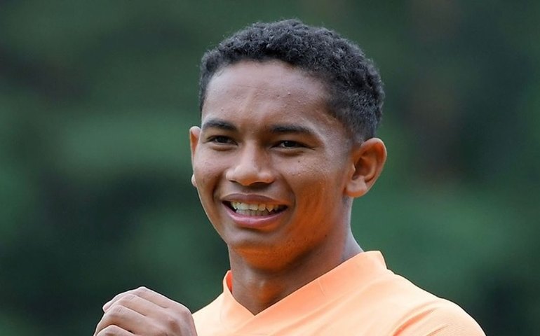 Shakhtar Donetsk contrata o meia-atacante Eguinaldo, jovem revelação do Vasco, por R$ 18,2 mi