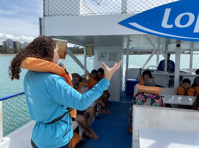 IMA/AL inicia nova edição do projeto Barco Escola nas piscinas naturais da Pajuçara