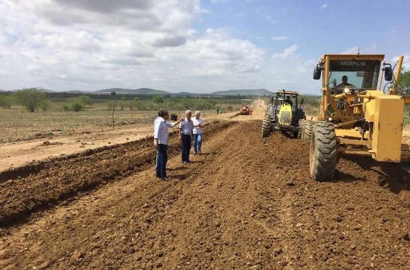 Obras em rodovias do Agreste avançam e devem ser concluídas neste semestre