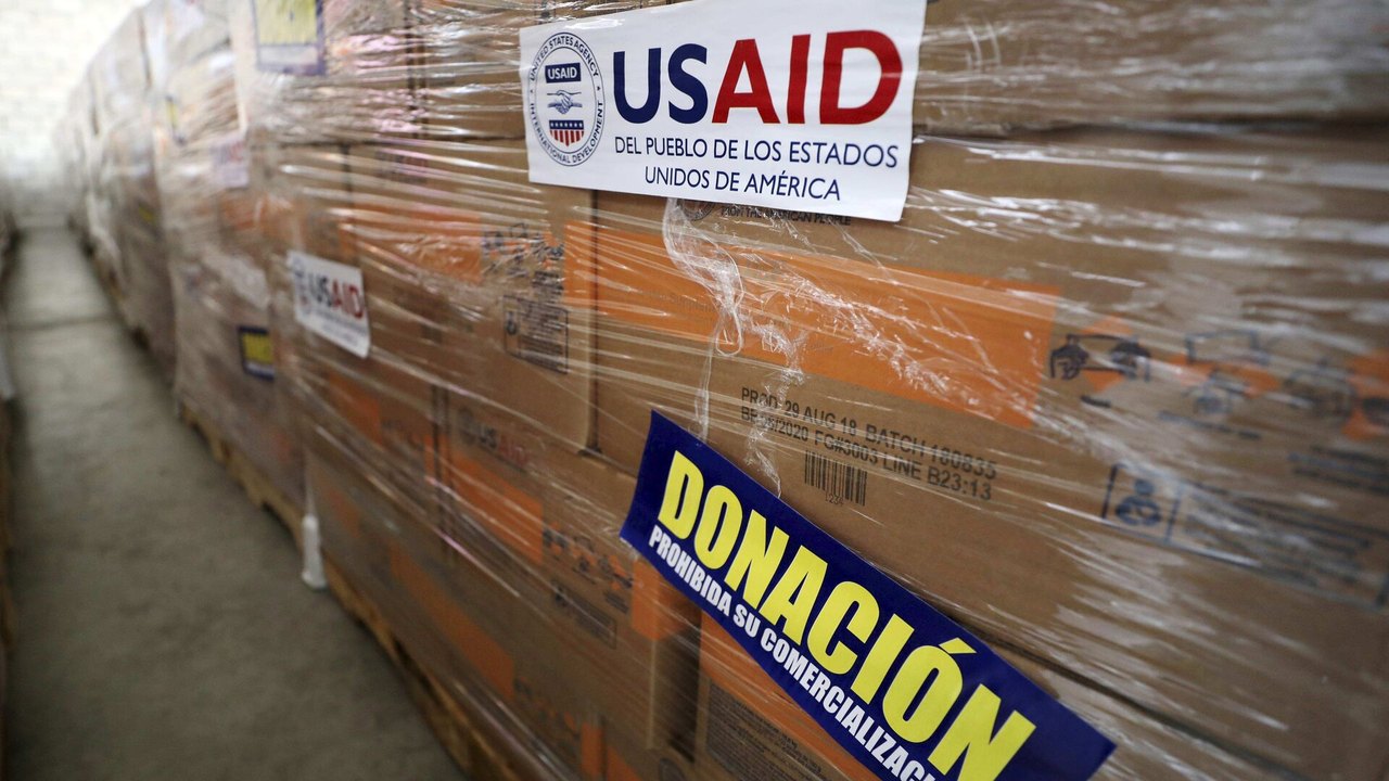 Após corte de assistência financeira dos EUA, site da USAID fica indisponível