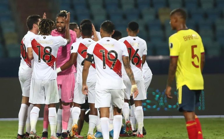 Em jogo com ‘brasileiros’, Peru supera Colômbia na Copa América e quebra jejum