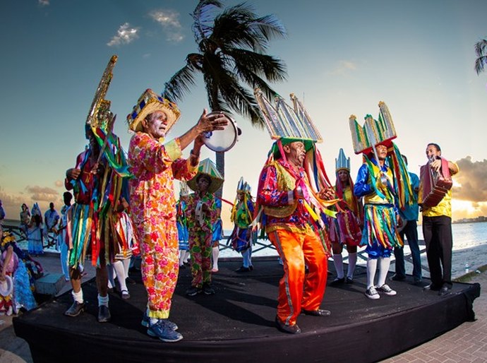 Folguedos farão corredor cultural para receber a Tocha