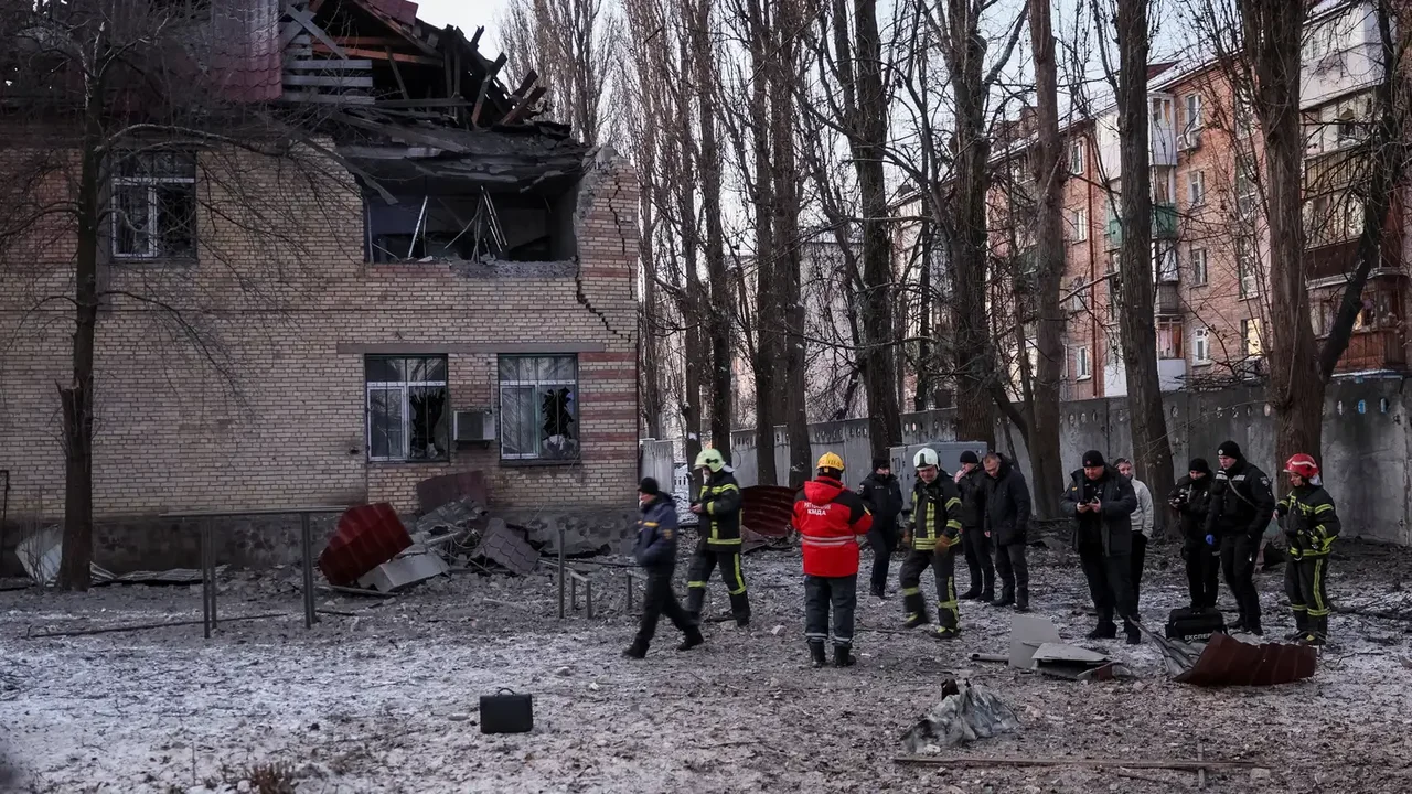 Minha primeira noite num abrigo em Kiev: sirenes, mísseis e drones fazem parte do dia a dia dos ucranianos