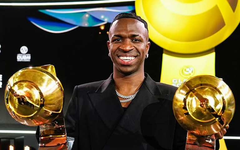Vinícius Júnior é eleito o melhor do mundo pela Globe Soccer Awards