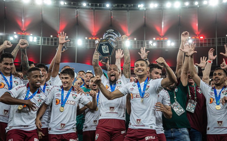 Fluminense vira, leva a Taça Guanabara e Vítor Pereira perde 4ª taça no Flamengo
