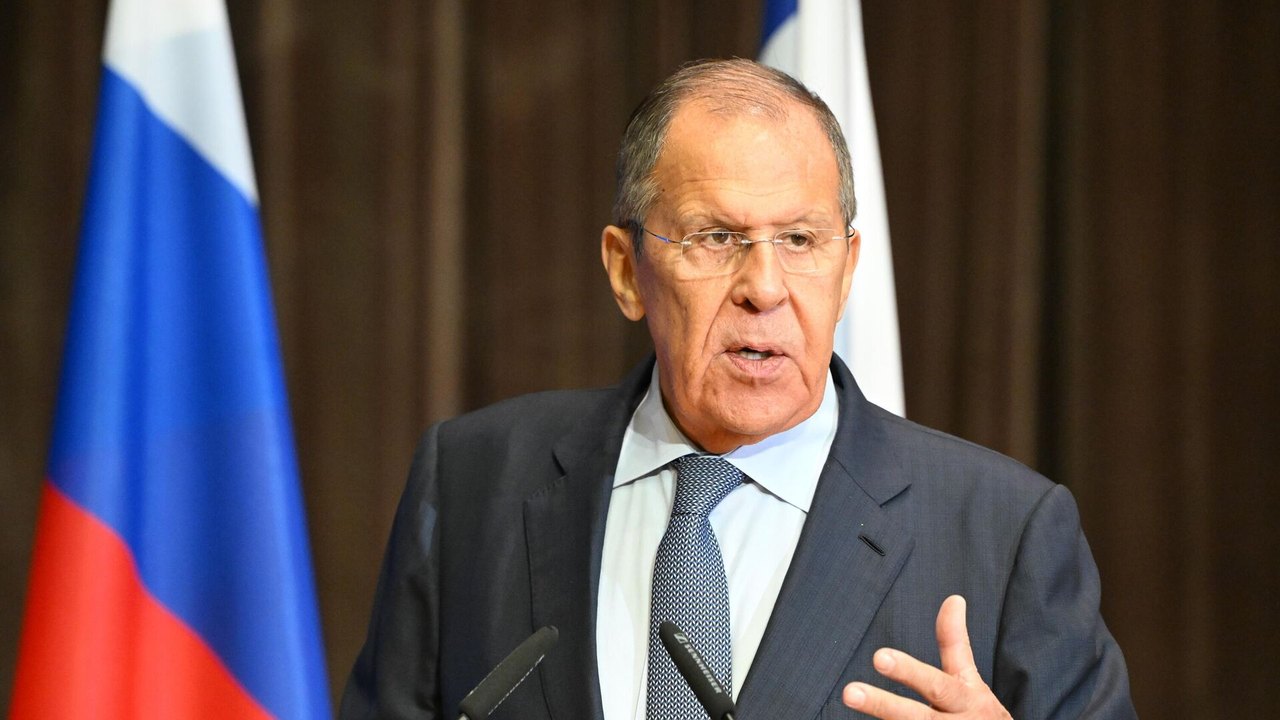 Lavrov diz que a Europa quer preservar o 'regime nazista' em pelo menos parte da Ucrânia