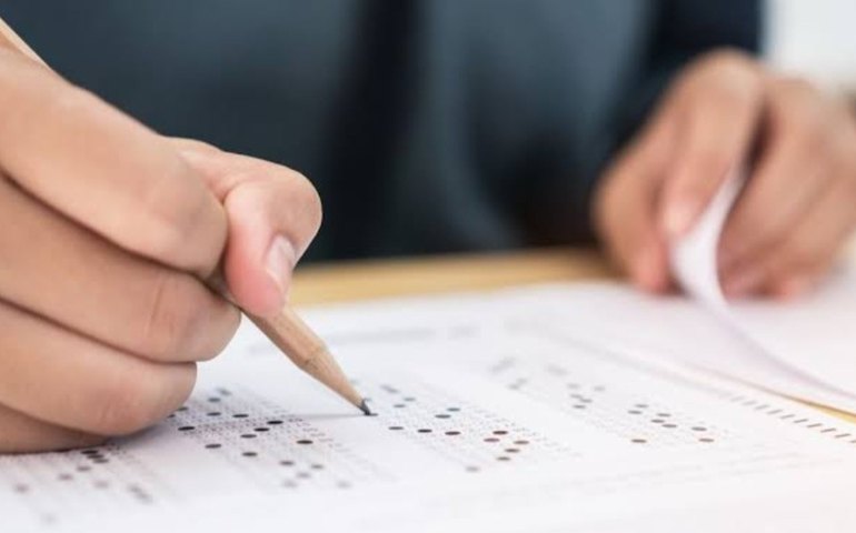 Quase 26 mil candidatos fazem, neste domingo, as provas do Concurso Público de Prefeitura