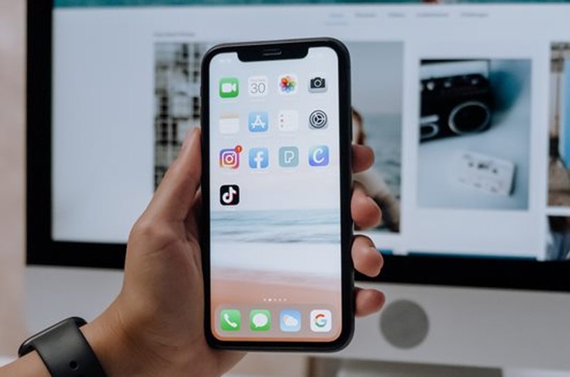 Entre limites e necessidades: o fenômeno TikTok nas profissões