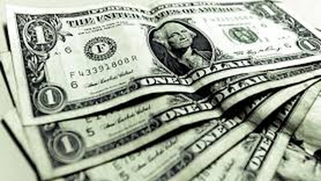 Moedas: dólar fecha em baixa, com falas do Fed e a dados; iene avança com BoJ