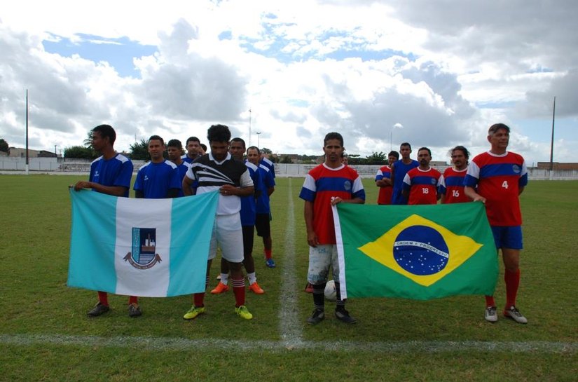 Escolas de São Miguel participam de homenagem do Dia dos Pais