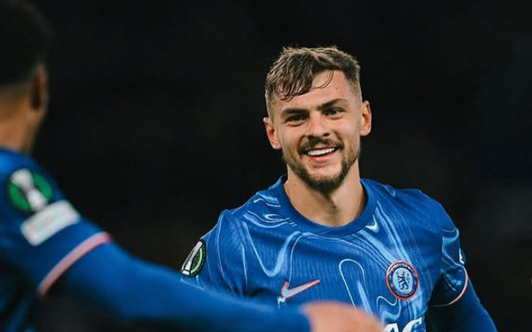 Volante do Chelsea faz alerta para as quartas no Mundial: 'Ninguém está ignorando o Palmeiras'