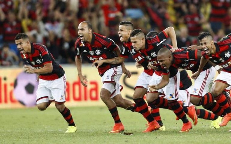 Flamengo vence o Coritiba nos pênaltis e se classifica na Copa do Brasil