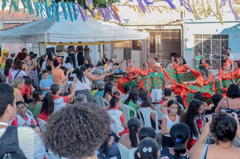 Prefeitura de Penedo homenageia o Bloco da Alegria no 3º Festival das Águas