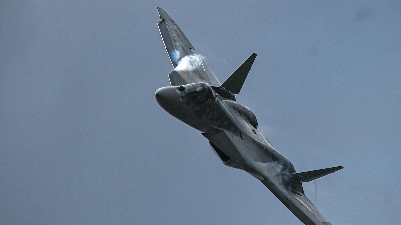 EUA reconhecem alta eficiência do caça russo Su-57