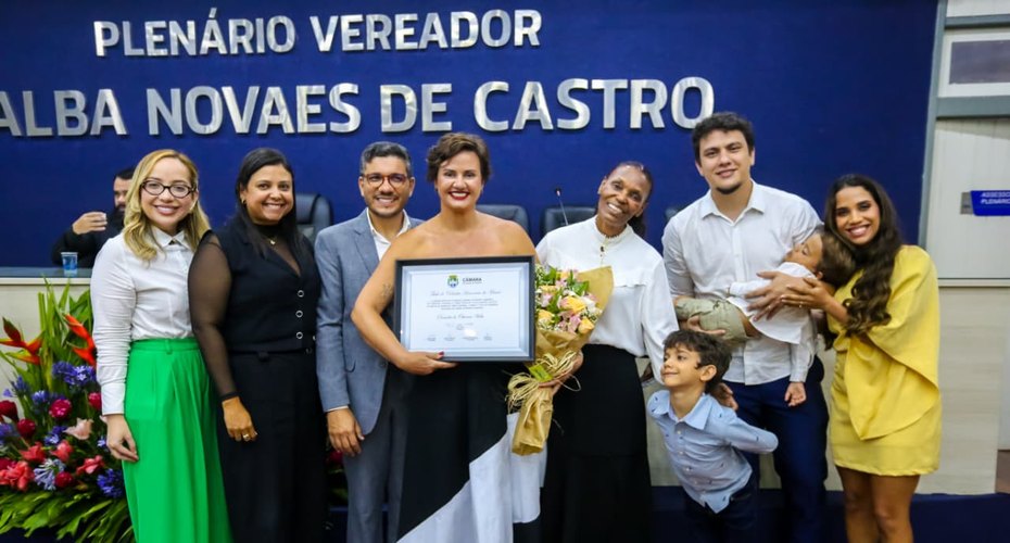 Câmara entrega Título de Cidadã Honorária de Maceió à neuropsicopedagoga Daniela Noronha