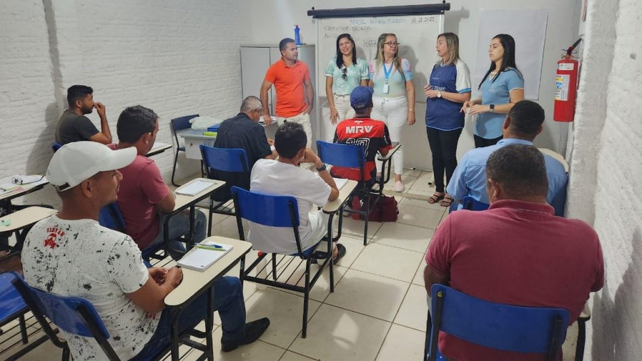 Prefeitura abre chamada pública para professores voluntários do Programa Brasil Alfabetizado