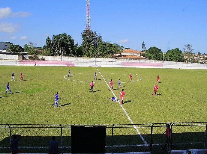 Times avançam de fase no Campeonato Municipal de Futebol de Penedo
