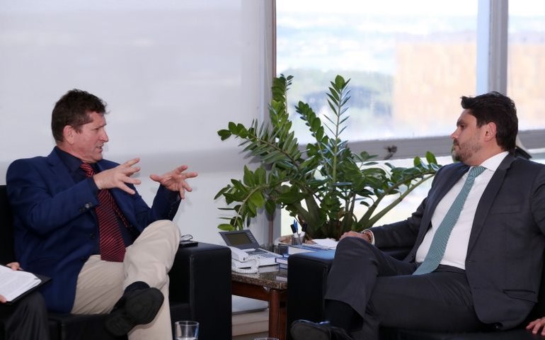 Ministro das Comunicações garante apoio na ampliação da rede legislativa de rádio e TV