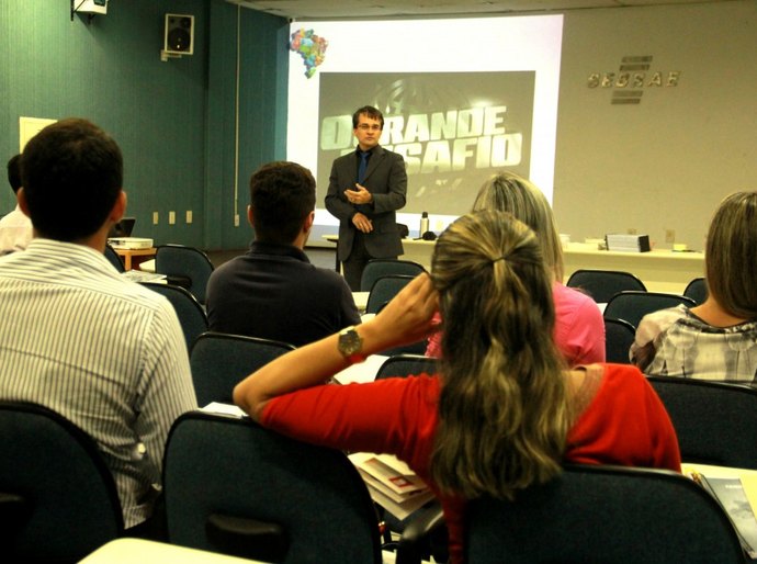 Projeto “Compras Municipais” de Arapiraca realiza capacitação para servidores