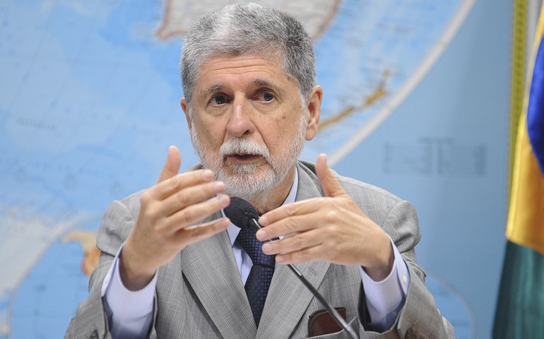 Amorim responde à convocatória da Suíça para discutir guerra na Ucrânia: ‘É absolutamente básico conversar com os russos'