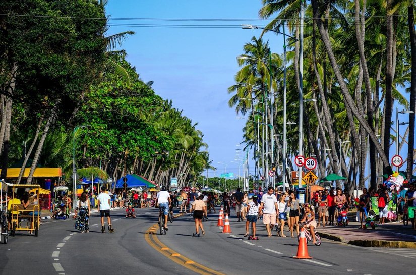 Prefeitura de Maceió promove ação do Outubro Prateado na orla