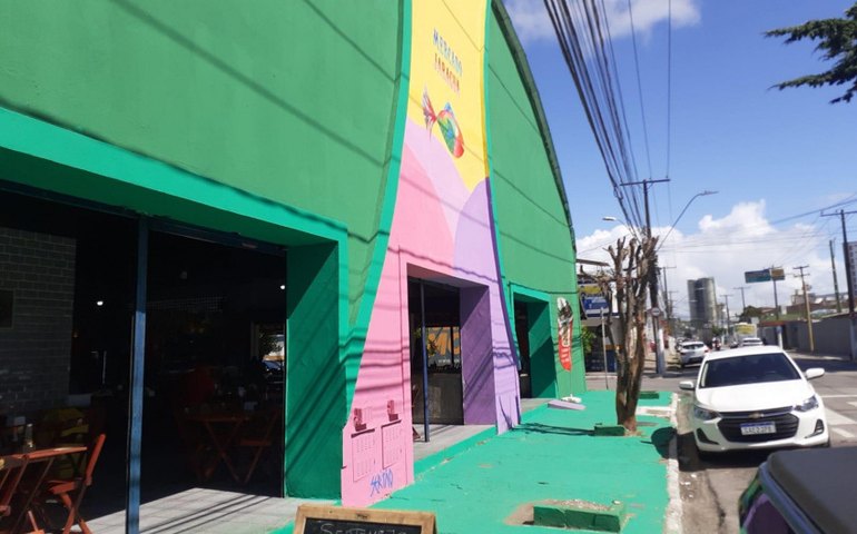 Mercados e feiras livres funcionam normalmente nesta segunda