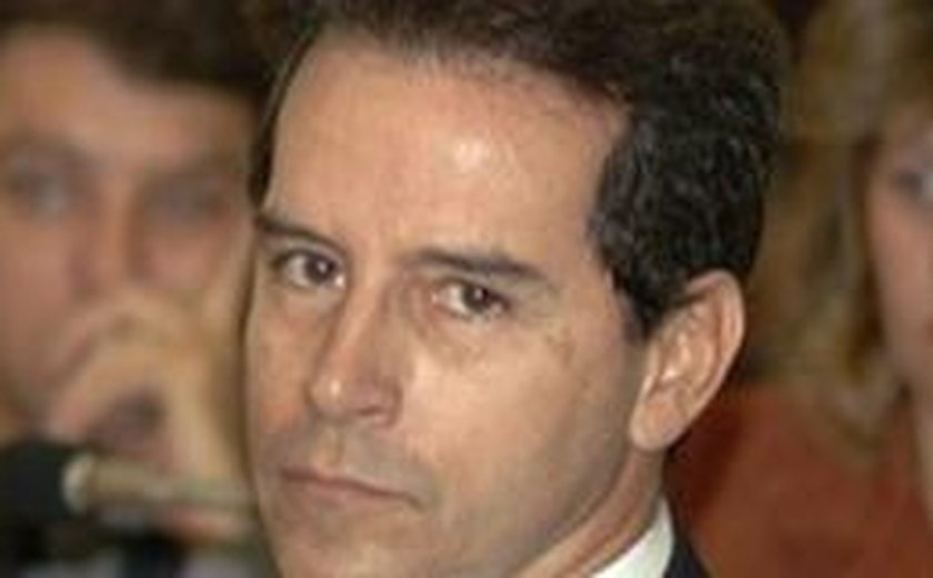 STF mantém prisão do ex-senador Luiz Estevão