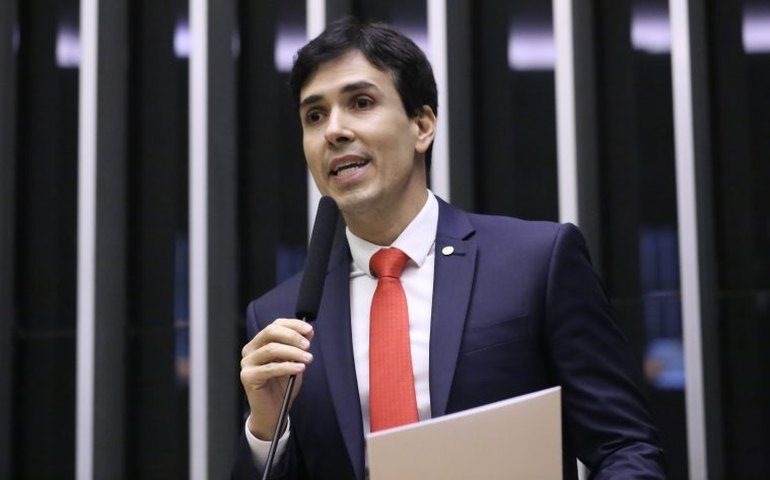 Câmara aprova isenção de IPVA para veículos com mais de 20 anos