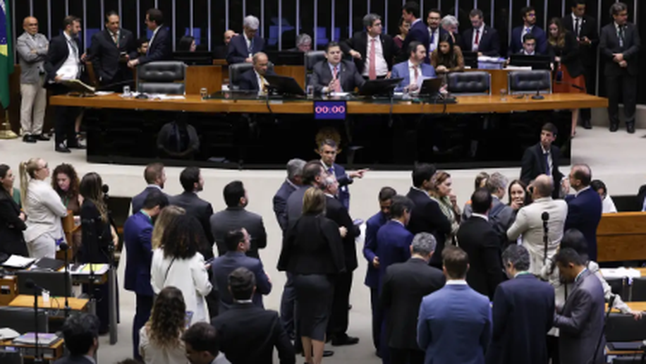 Congresso aprova LDO com superávit de R$ 34 bilhões em 2026