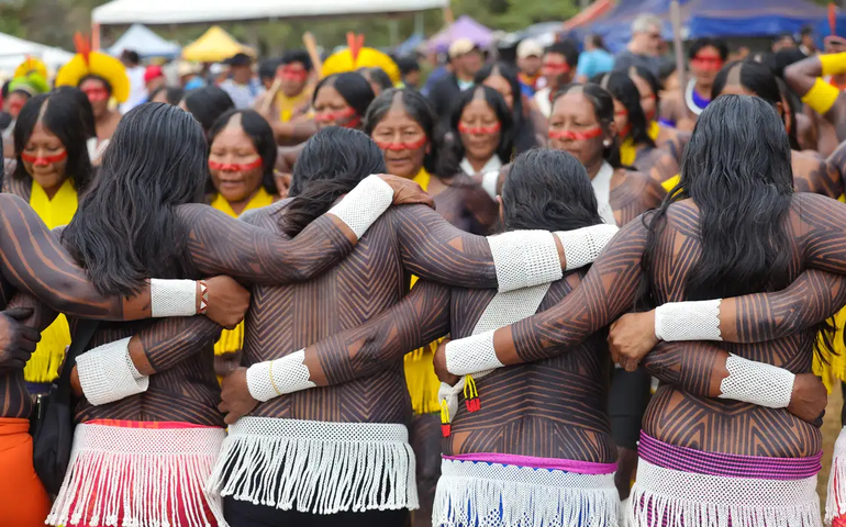 Acampamento indígena em Brasília espera até 8 mil participantes e pressiona por demarcação