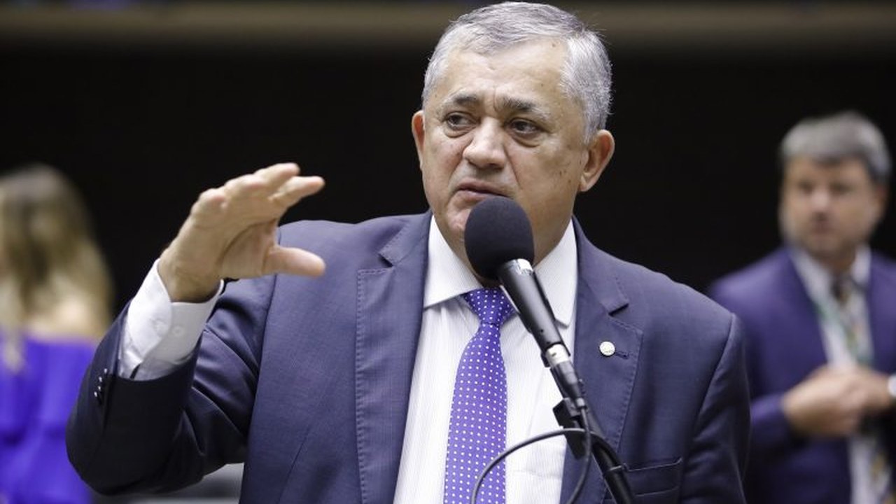 Governo articula em plenário para resgatar texto original do projeto Antifacção