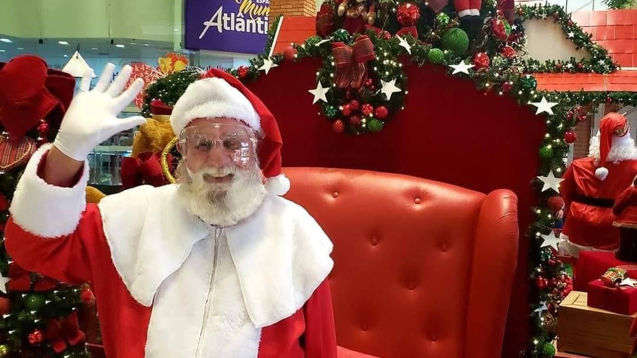 ‘Papai-Noel’ de 76 anos morre após passar mal durante apresentação em Itu