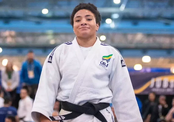 Shirlen Nascimento supera Sarah Souza em disputa do bronze no Grand Slam de Abu Dabi de judô