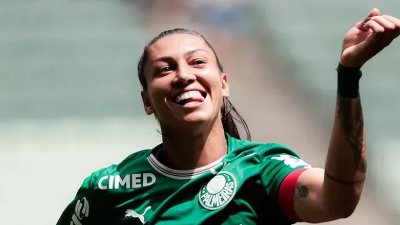 Bia Zaneratto celebra gols palmeirenses em vitória e revela conselho a Tainá: 'Mais difícil que chegar aqui é ficar'