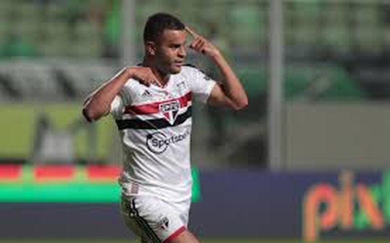 Alisson pode seguir passos de grandes nomes que atuaram por São Paulo e Corinthians