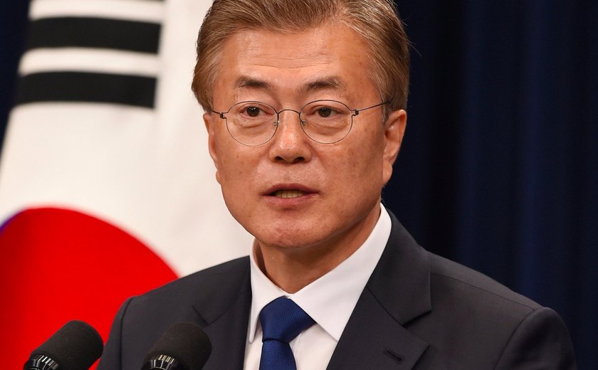 Presidente da Coreia do Sul sugere banir consumo de carne de cachorro