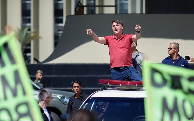 STF autoriza investigação sobre atos anticonstitucionais