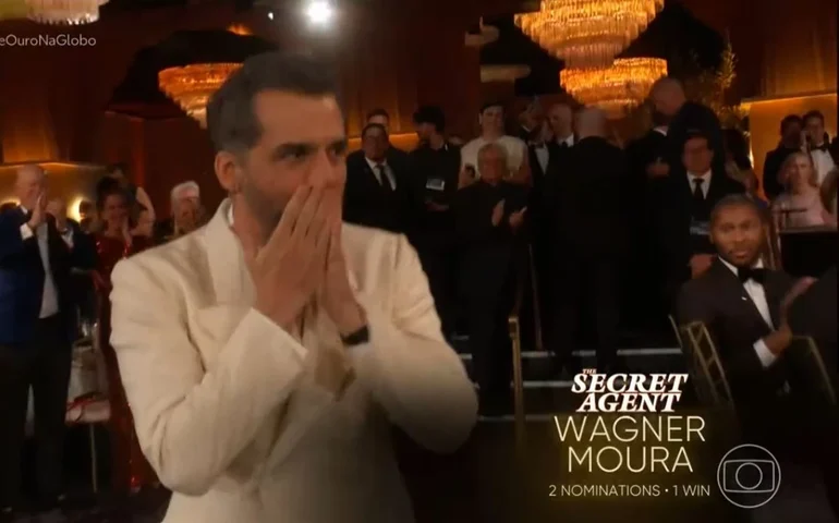 Wagner Moura vence prêmio de melhor ator em filme de drama no Globo de Ouro