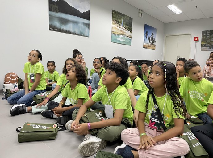 Crianças do Botânico Mirim aprendem sobre a importância de preservar os mares