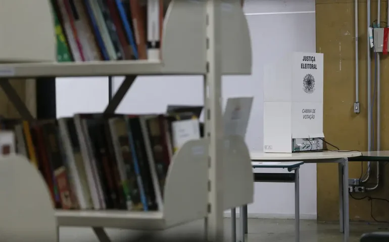 TSE: abstenção fica perto do total de eleitores ausentes na pandemia