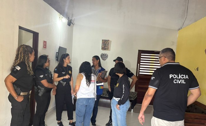 Caso Claudia Pollyanne: Polícia Civil, Científica e Vigilância Sanitária iniciam operação na clínica