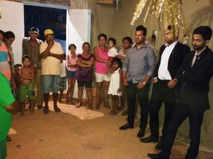 Comunidade carente recebe doação de cestas básicas da subsecção de Arapiraca