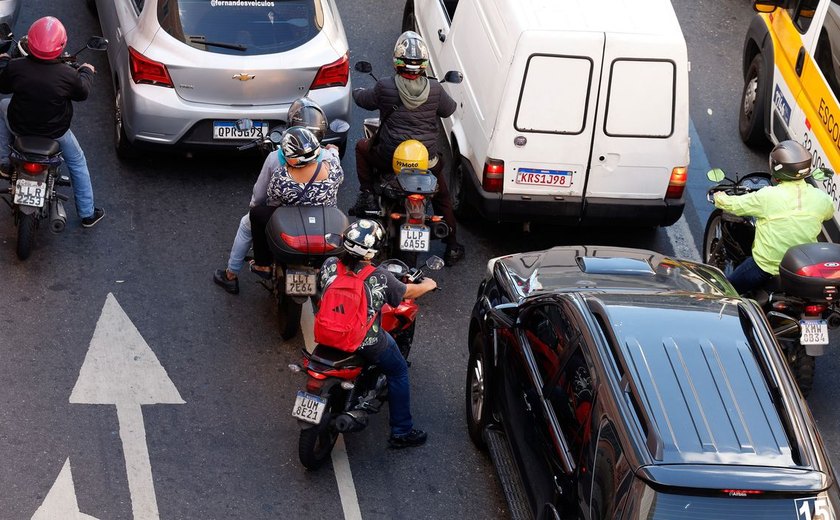 Moto cresce como opção perigosa para quem teve mobilidade negada