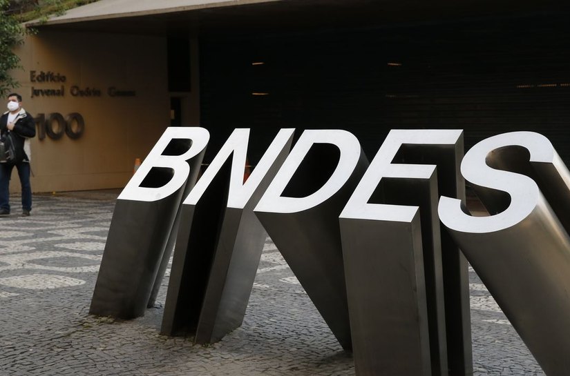 Concurso do BNDES recebe 27 mil inscrições em apenas cinco dias