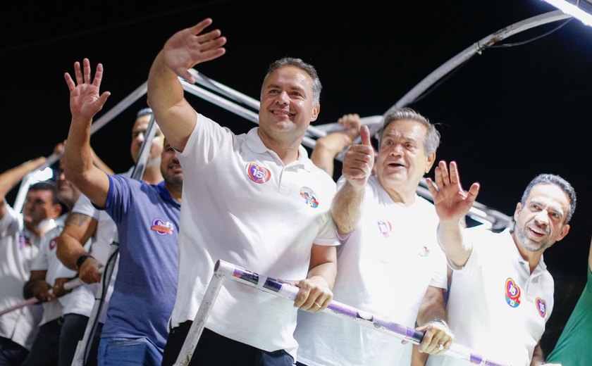 Paulo demonstra força em carreata em Marechal Deodoro