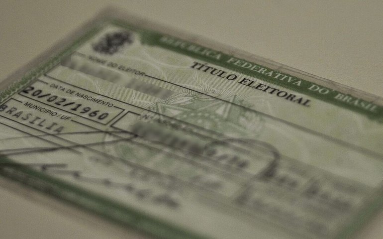 Brasileiros têm um mês para atualizar o cadastro eleitoral e poder votar; saiba como fazer